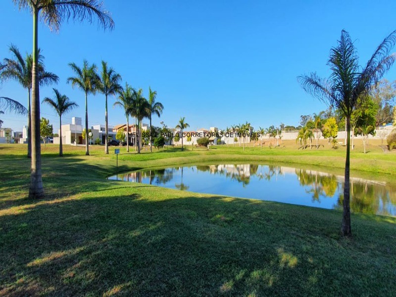 Casa à venda com 3 quartos, 300m² - Foto 18