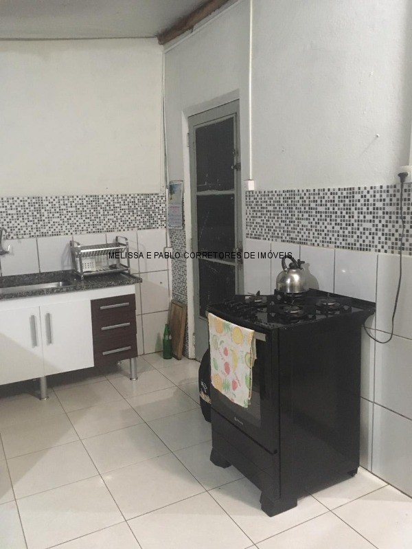 Casa à venda com 3 quartos, 110m² - Foto 6