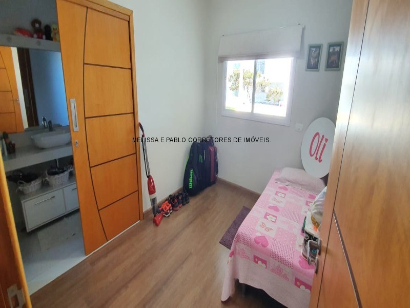 Casa à venda com 3 quartos, 300m² - Foto 40