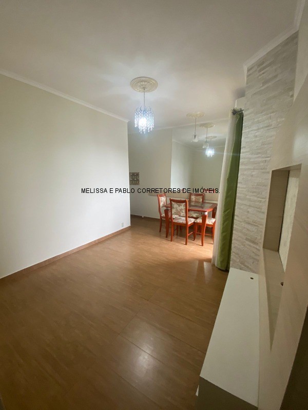 Apartamento à venda com 2 quartos, 68m² - Foto 9