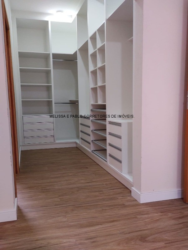 Casa à venda com 3 quartos, 373m² - Foto 16