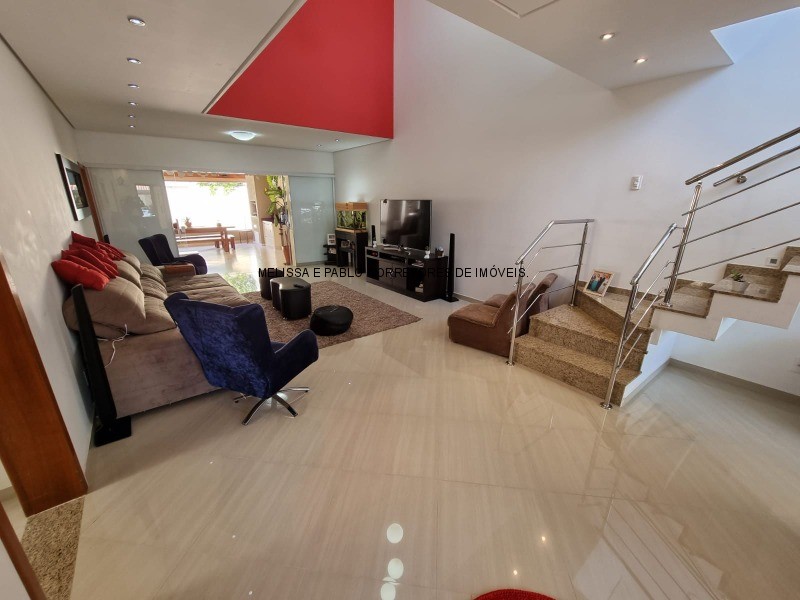 Casa à venda com 3 quartos, 270m² - Foto 6