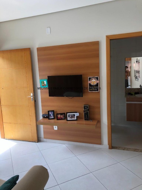 Casa à venda com 5 quartos, 209m² - Foto 7