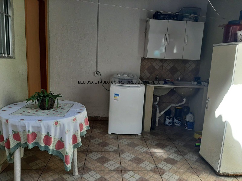 Casa à venda com 3 quartos, 125m² - Foto 11