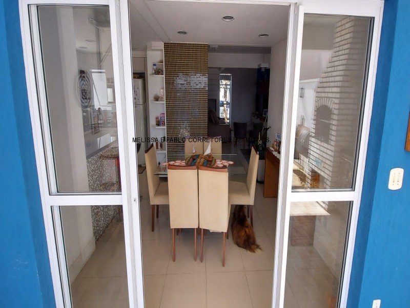 Casa à venda com 303 quartos, 250m² - Foto 18