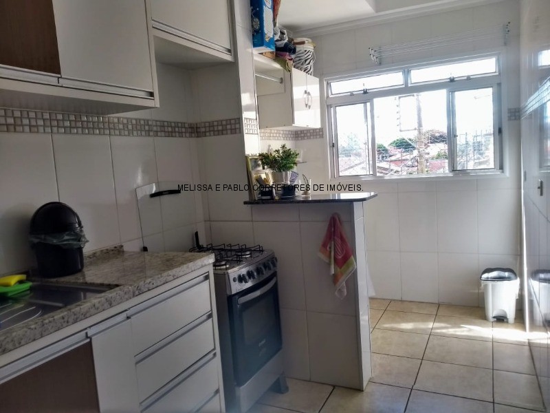 Apartamento à venda com 2 quartos, 72m² - Foto 2