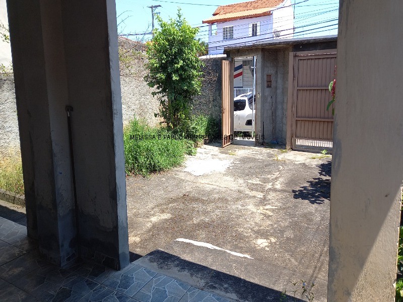 Casa à venda com 2 quartos, 160m² - Foto 18