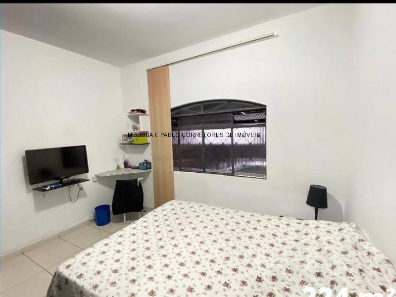 Casa à venda com 3 quartos, 167m² - Foto 6