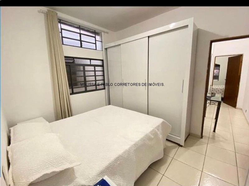 Casa à venda com 3 quartos, 167m² - Foto 9