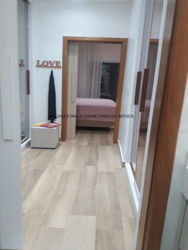 Casa à venda com 3 quartos, 300m² - Foto 16