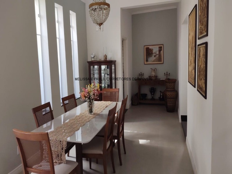 Casa à venda com 3 quartos, 215m² - Foto 16