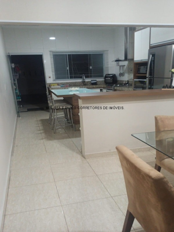 Casa à venda com 3 quartos, 100m² - Foto 16