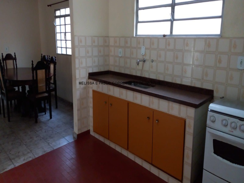 Casa à venda com 3 quartos, 260m² - Foto 15