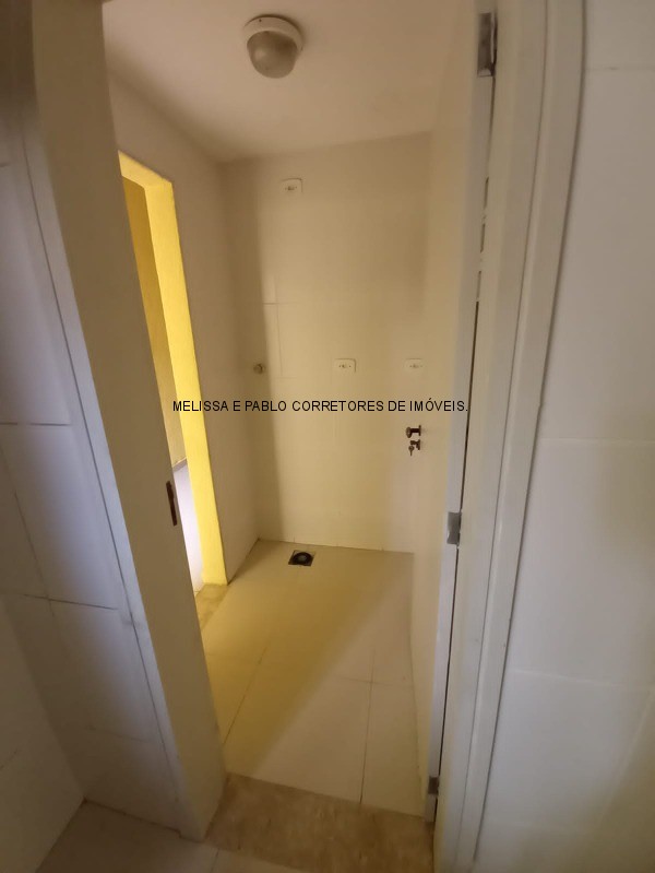 Casa à venda com 3 quartos, 150m² - Foto 32