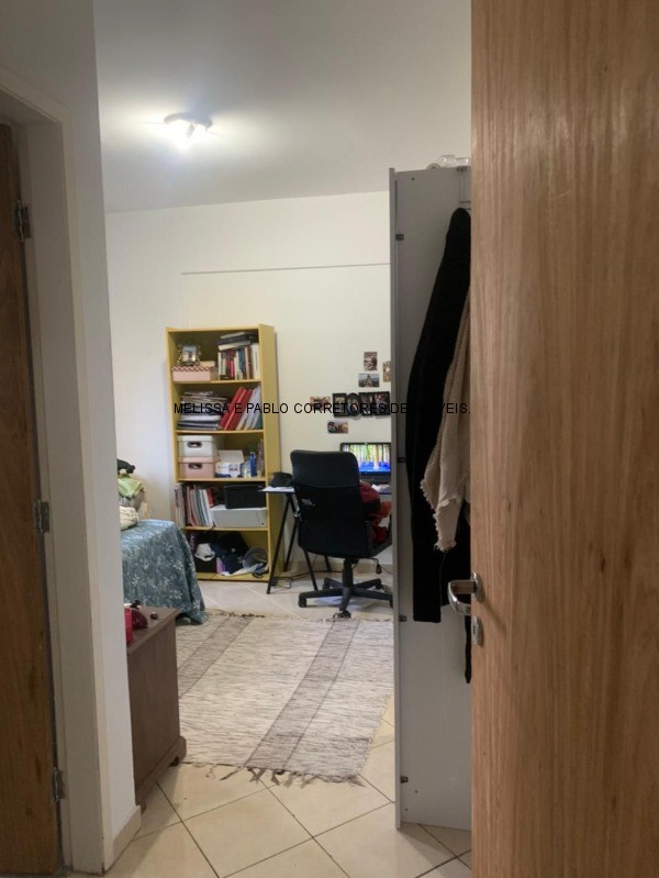 Apartamento à venda com 2 quartos, 62m² - Foto 5