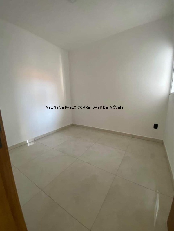 Casa à venda com 3 quartos, 92m² - Foto 15