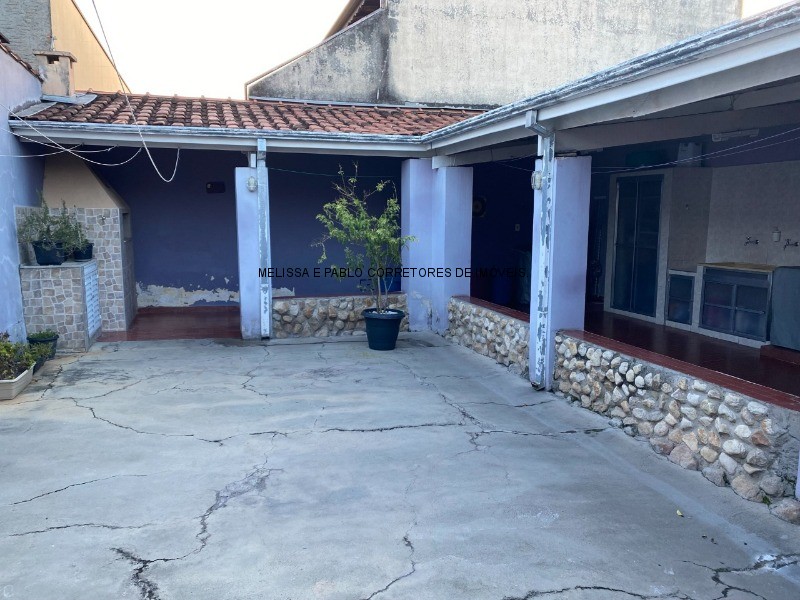 Casa à venda com 3 quartos, 190m² - Foto 3