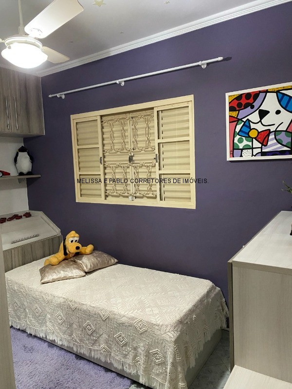 Casa à venda com 3 quartos, 190m² - Foto 7