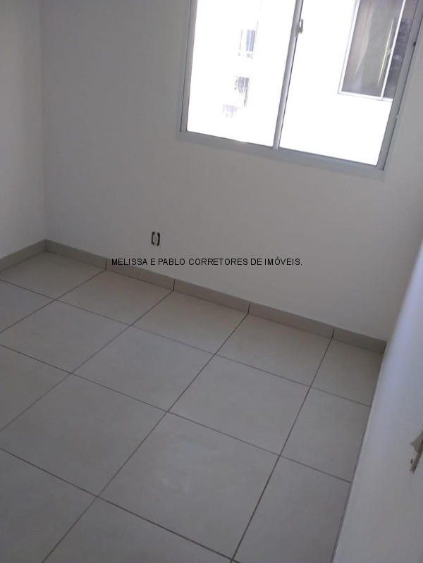 Apartamento à venda com 2 quartos, 43m² - Foto 3