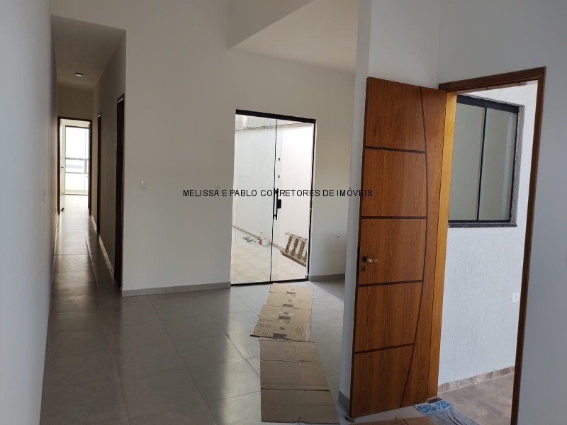 Casa à venda com 2 quartos, 77m² - Foto 19