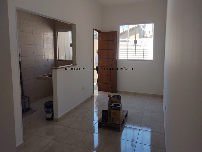 Casa à venda com 2 quartos, 72m² - Foto 17