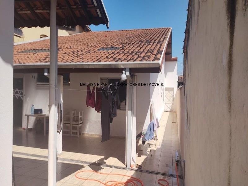 Casa à venda com 3 quartos, 220m² - Foto 29