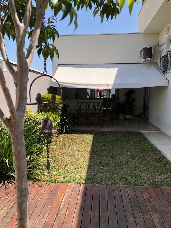 Casa à venda com 3 quartos, 198m² - Foto 41