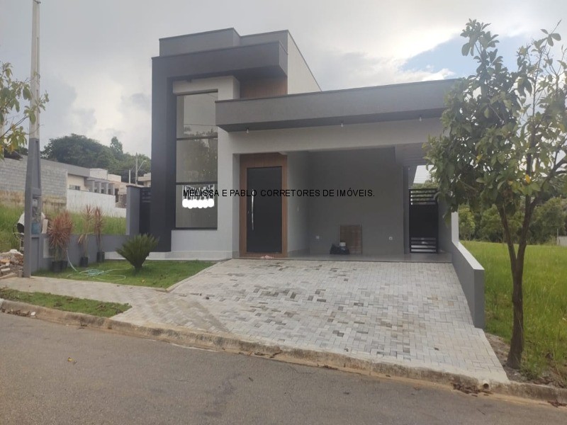 Casa à venda com 3 quartos, 275m² - Foto 2