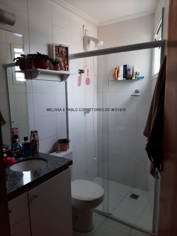 Apartamento à venda com 2 quartos, 68m² - Foto 9