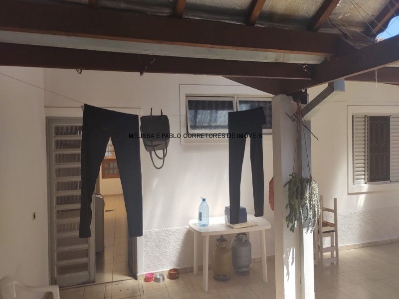 Casa à venda com 3 quartos, 220m² - Foto 28