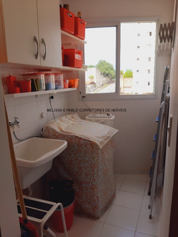 Apartamento à venda com 2 quartos, 68m² - Foto 5