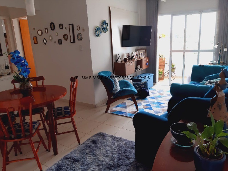 Apartamento à venda com 2 quartos, 68m² - Foto 4