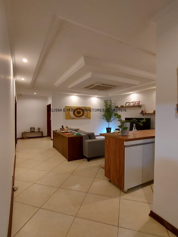 Casa à venda com 3 quartos, 250m² - Foto 10