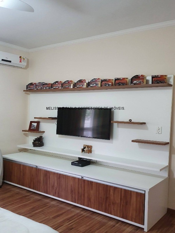 Casa à venda com 3 quartos, 300m² - Foto 15