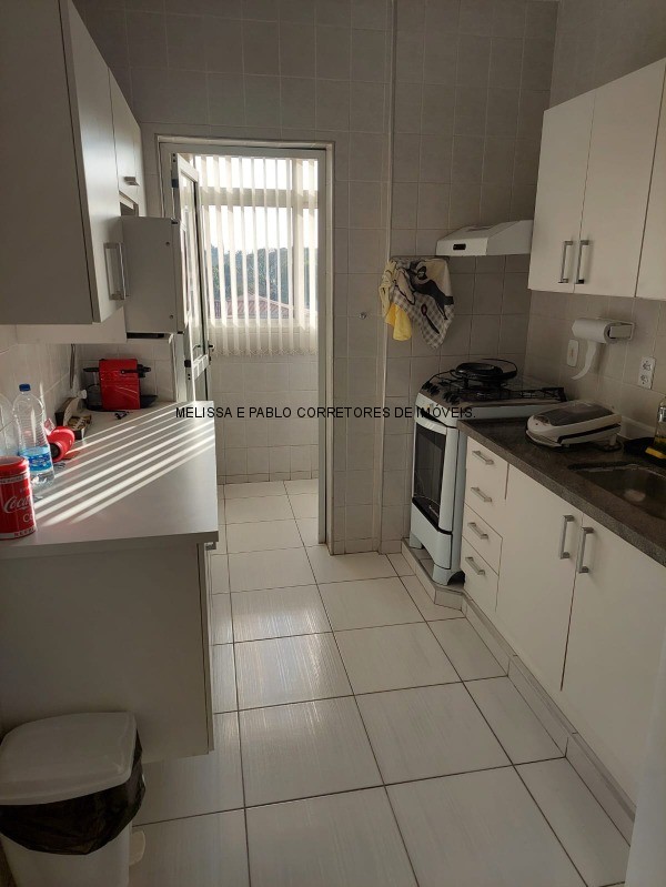 Apartamento à venda com 2 quartos, 79m² - Foto 9