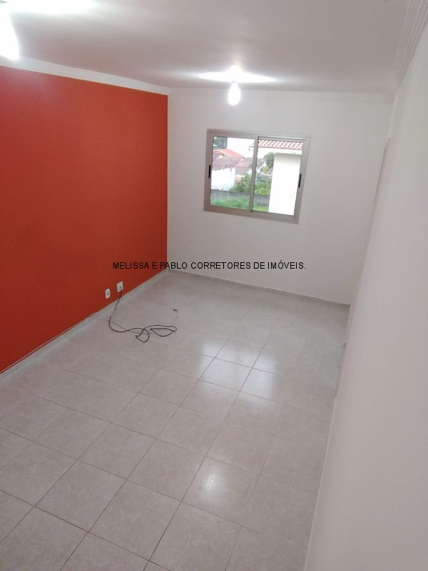 Apartamento à venda com 2 quartos, 69m² - Foto 1