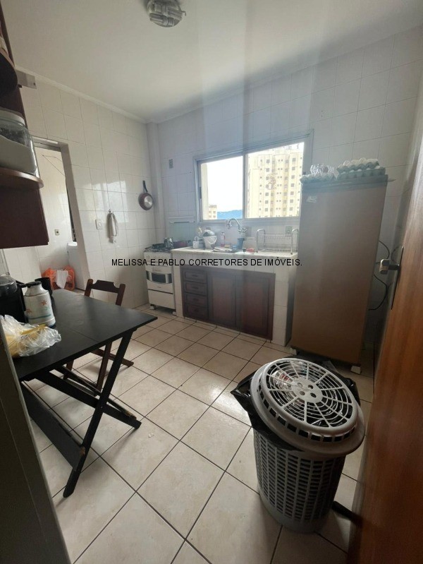 Apartamento à venda com 2 quartos, 78m² - Foto 11