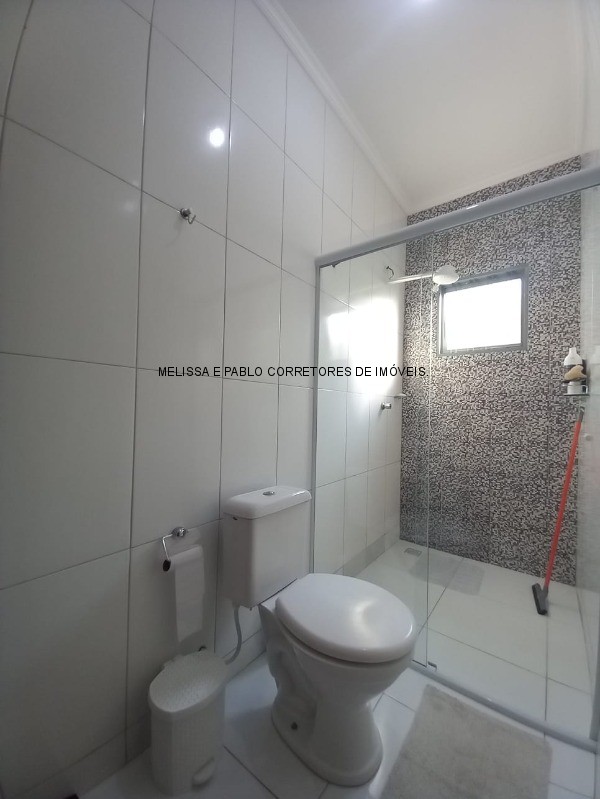 Casa à venda com 2 quartos, 125m² - Foto 12