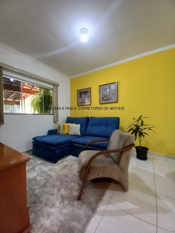 Casa à venda com 2 quartos, 125m² - Foto 5