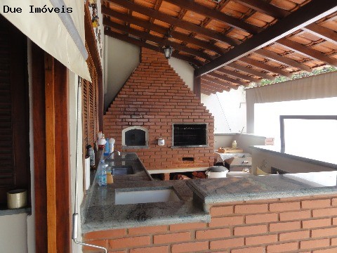 Casa à venda com 4 quartos, 600m² - Foto 10