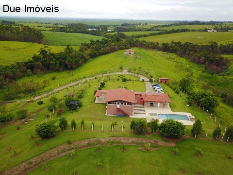 Haras e Área Rural Padrão à venda com 4 quartos, 80828m² - Foto 1