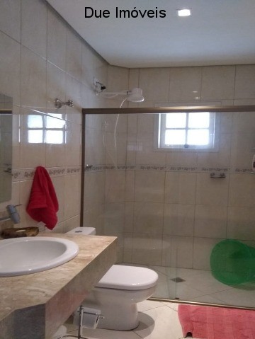 Casa à venda com 3 quartos, 302m² - Foto 11