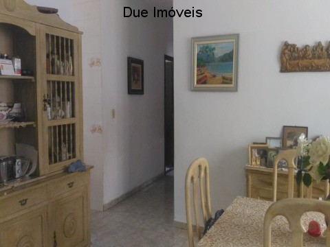 Casa à venda com 3 quartos, 220m² - Foto 8