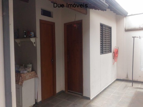 Casa à venda com 3 quartos, 220m² - Foto 18