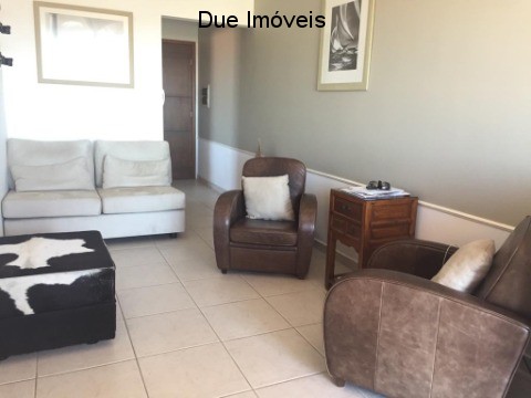 Apartamento à venda com 2 quartos, 70m² - Foto 9