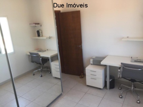 Apartamento à venda com 2 quartos, 70m² - Foto 12