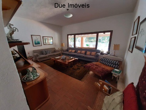 Casa para alugar com 4 quartos, 780m² - Foto 19