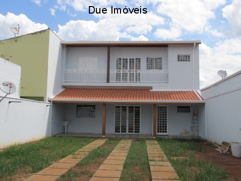 Casa à venda com 3 quartos, 123m² - Foto 2