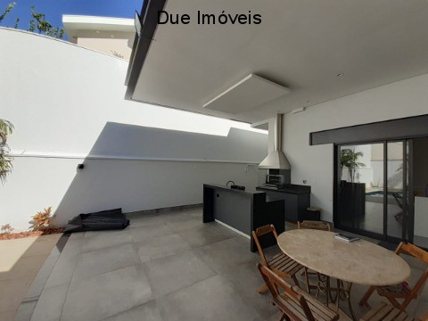 Casa à venda com 3 quartos, 253m² - Foto 6