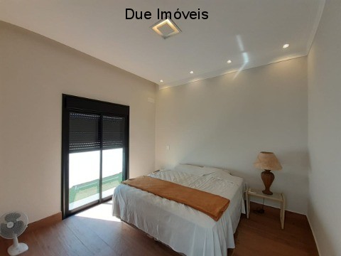 Casa à venda com 3 quartos, 253m² - Foto 17